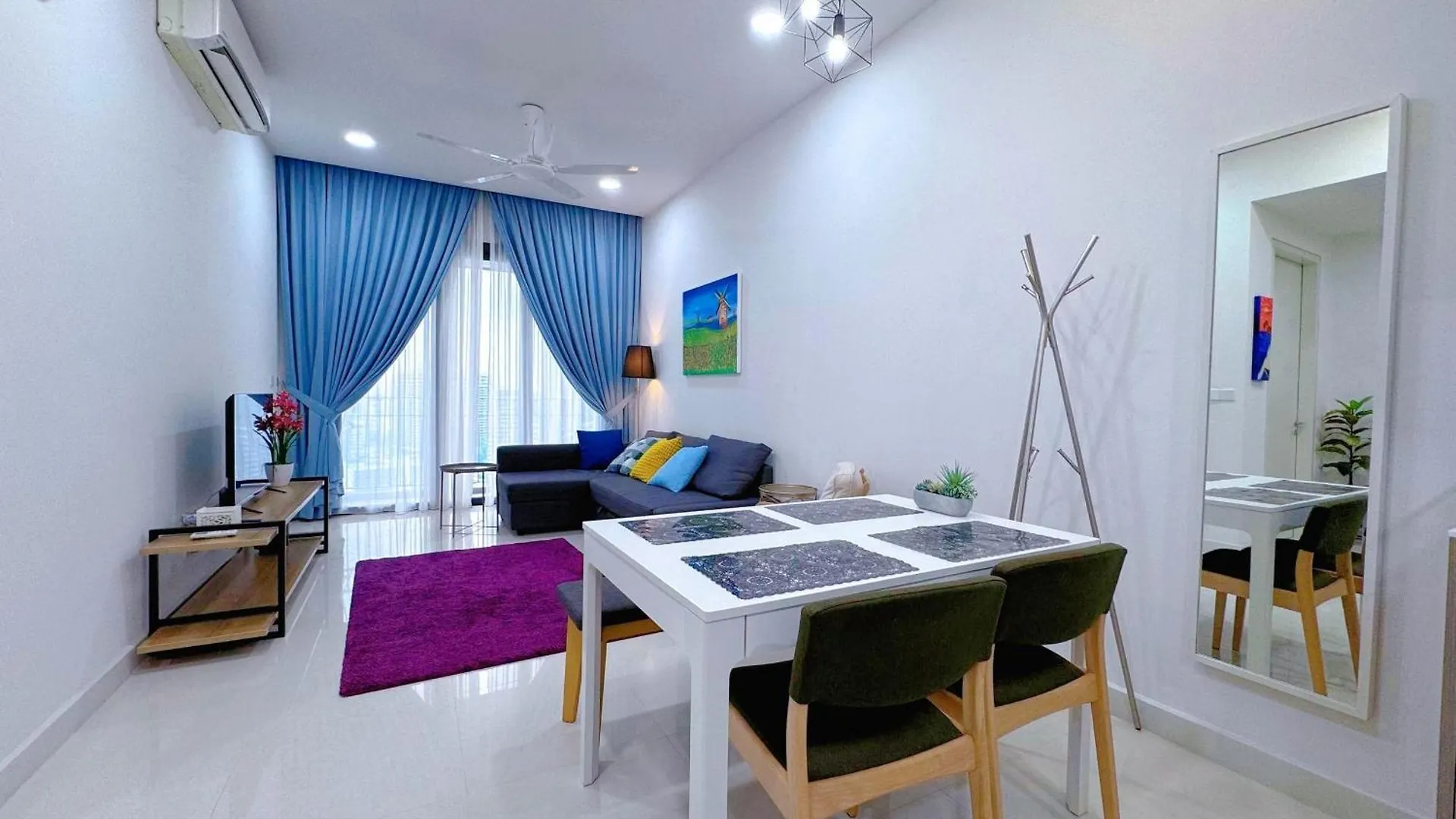 Kl Eco City Luxury 2 Bedrooms Apartment, Walking Distance To Mid Valley & The Garden & Lrt Kuala Lumpur Apartment